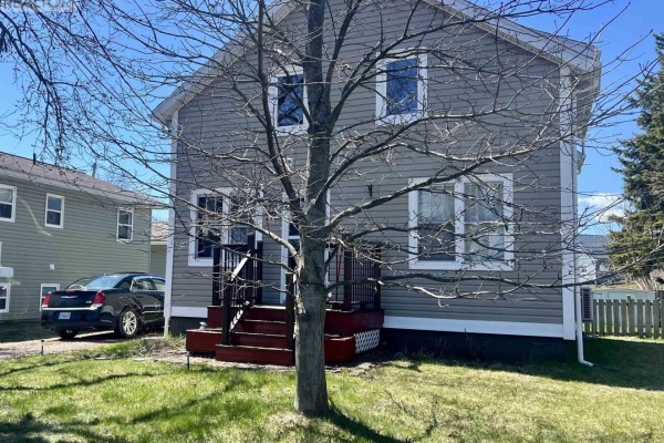 Living room - 166 North Foord Street, Stellarton, NS B0K1S0 Photo 3