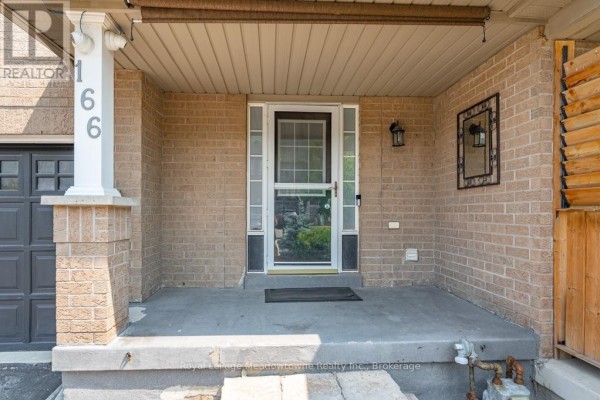 Kitchen - 166 Panton Trail, Milton, ON L9T6K4 Photo 3