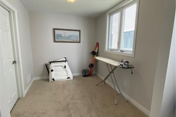 166 Pictou Crescent, Ottawa, ON K2V0R2 Photo 4