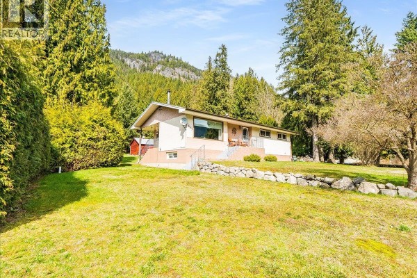 Storage - 1663 Moran Road Road, Thrums, BC V1N4N5 Photo 3