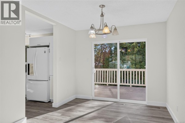 Bathroom - 1665 Dingwall Rd, Courtenay, BC V9N3S8 Photo 5