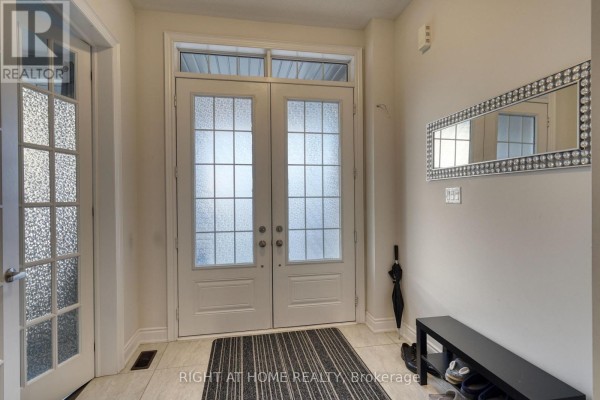 Laundry room - 1665 Emberton Way, Innisfil, ON L9S0N4 Photo 2