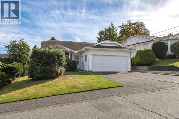 Residential for sale at 1667 Meadowbrook Dr, Campbell River, BC - MLS® y1ctJn
