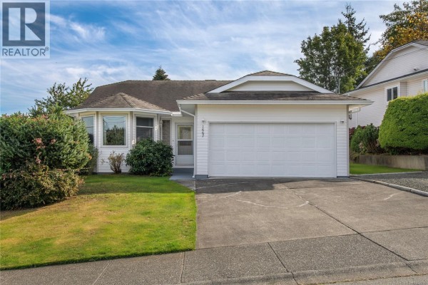 1667 Meadowbrook Dr, Campbell River, BC, photo 2