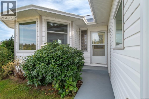 Bedroom - 1667 Meadowbrook Dr, Campbell River, BC V9W7E7 Photo 4
