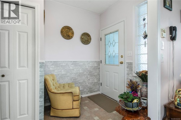 Bathroom - 1667 Meadowbrook Dr, Campbell River, BC V9W7E7 Photo 5