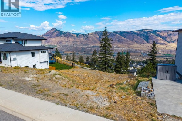 1668 Balsam Place, Kamloops, BC, photo 3