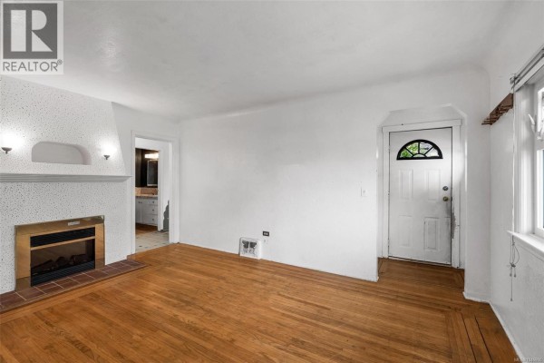 1669 Kisber Ave, Saanich, BC, photo 3
