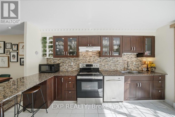 Laundry room - 167 - 1055 Dundas Street E, Mississauga, ON L4Y3X6 Photo 4
