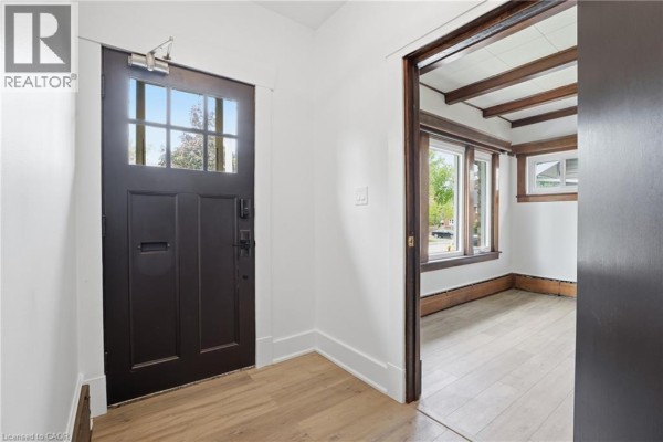 167 Balmoral Avenue S, Hamilton, ON, photo 3