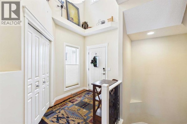 Foyer - 167 Evanston View Nw, Calgary, AB T3P1H3 Photo 4