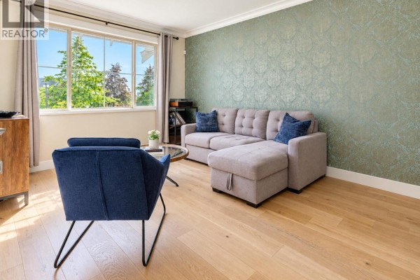 167 Fernway Drive, Port Moody, BC, photo 3