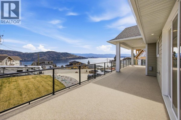 167 Heldon Court, West Kelowna, BC, photo 2
