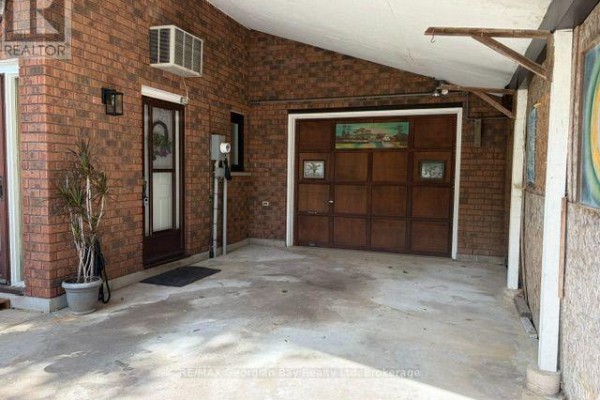 Dining room - 167 Tall Pines Drive Nw, Tiny, ON L9M0H4 Photo 2