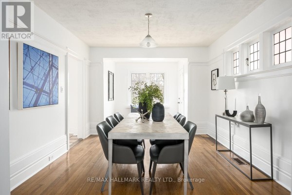 Laundry room - 167 Welland Avenue, Toronto, ON M4T2J6 Photo 5