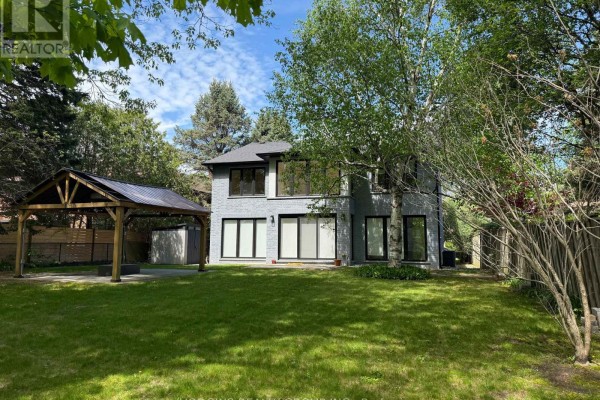 1670 Caverly Court, Mississauga, ON, photo 2