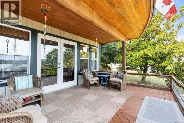 1671 Fawcett Rd, Nanaimo, BC, photo 2