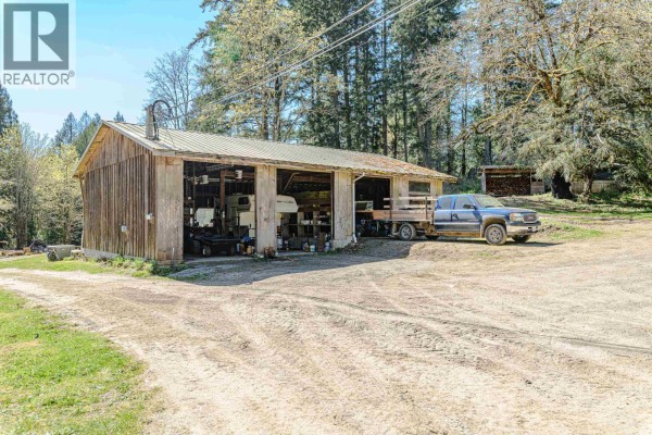 1671 Fulford-ganges Road, Salt Spring Island, BC V8K2A8 Photo 5
