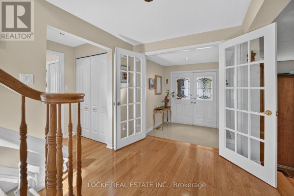 1672 Des Ravins Place, Ottawa, ON K1C6H7 Photo 2