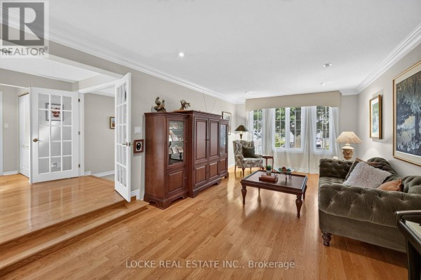 1672 Des Ravins Place, Ottawa, ON K1C6H7 Photo 5