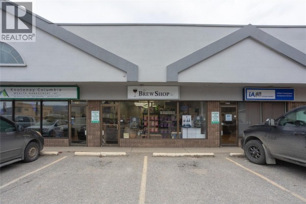 1672 Second Avenue, Trail, BC V1R1M5 Photo 3
