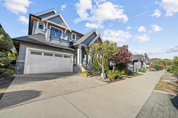 16735 17a Avenue, Surrey