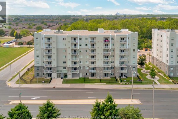 2pc Bathroom - 1675 Banwell Road Unit# 705, Windsor, ON N8P0G6 Photo 3