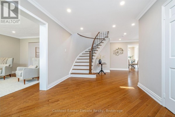 Recreational, Games room - 1677 Sherwood Forrest Circle, Mississauga, ON L5K2G8 Photo 5