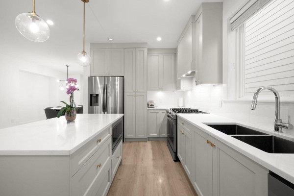 16782 21a Avenue, Surrey, BC V3Z0M3 Photo 4