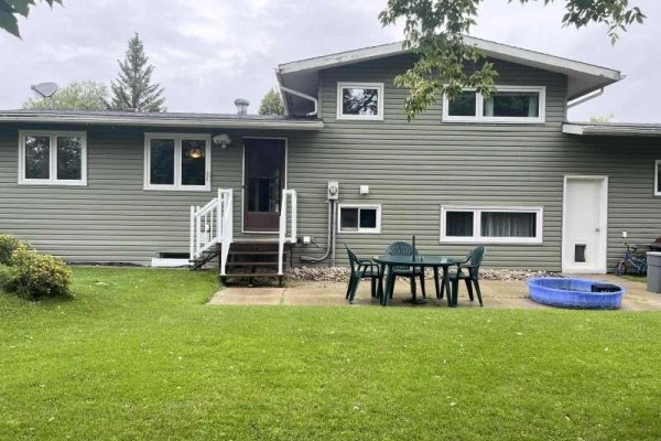 Dining room - 168 8th Avenue, Minnedosa, MB R0J1E0 Photo 2