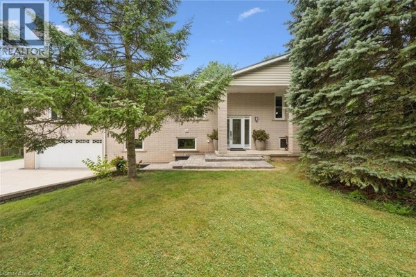 Great room - 168 Brewery Street, Baden, ON N3A2S8 Photo 4