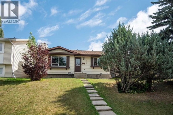 168 Eastman Crescent, Red Deer, AB, photo 2
