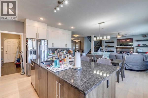 Family room - 168 Rainbow Falls Heath, Chestermere, AB T1X0N4 Photo 4