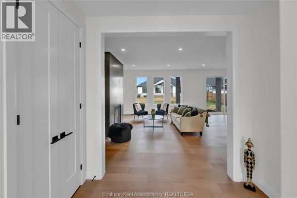 3pc Ensuite bath - 168 Rosewood Crescent, Chatham, ON N7M0V4 Photo 4