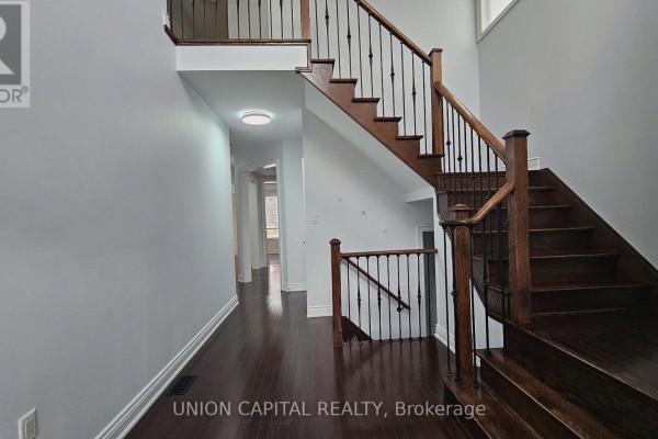Eating area - 168 Roy Harper Avenue, Aurora, ON L4G0V6 Photo 3