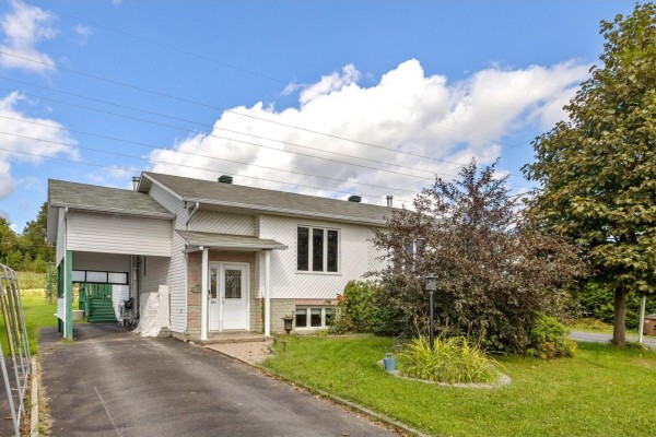 Living room - 168 Rue Roger-st-onge, Gatineau, QC J8M1V5 Photo 2