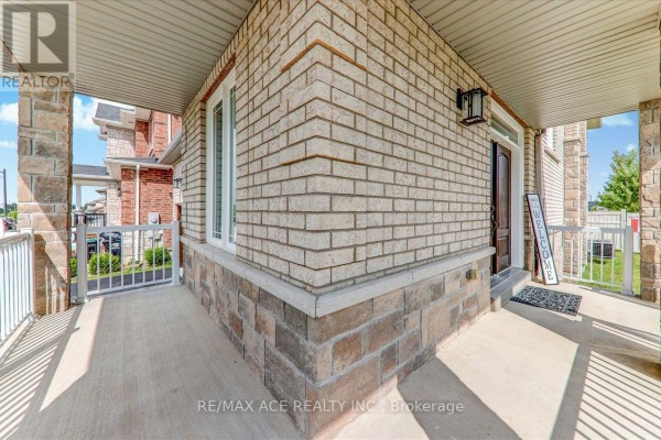 Family room - 168 Rutherford Road, Bradford West Gwillimbury, ON L3Z0B4 Photo 2