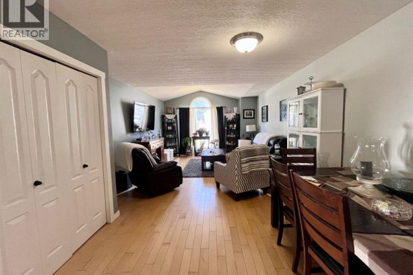Primary Bedroom - 168 Sitar Crescent, Hinton, AB T7V1S7 Photo 5