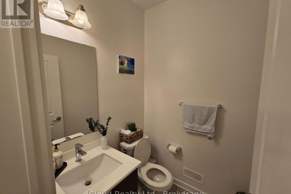 168 Squire Crescent, Oakville, ON L6H0L7 Photo 3