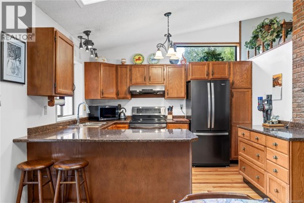 Recreation room - 1680 Gerald St, Nanoose Bay, BC V9P9C7 Photo 5