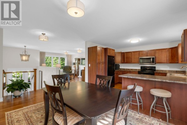 1680 Timmins Avenue, Innisfil, ON, photo 3