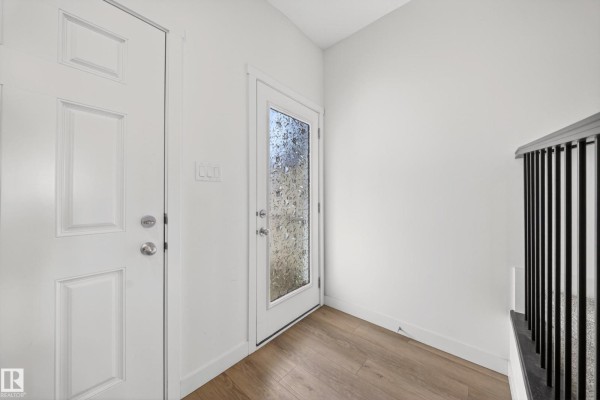 1684 12 St Nw, Edmonton, AB, photo 3