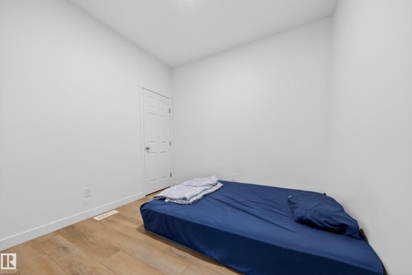 Primary Bedroom - 1684 12 St Nw, Edmonton, AB T6T2N4 Photo 5