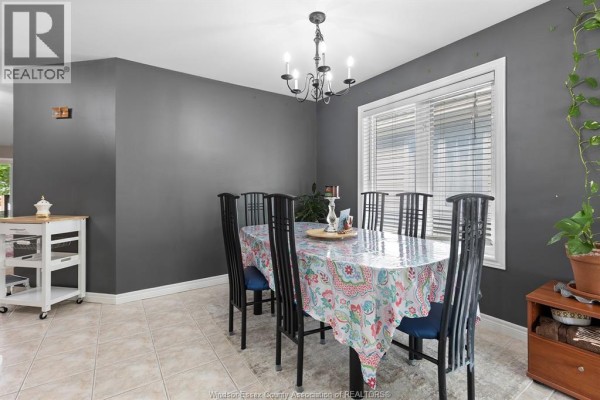 Family room - 1685 Chateau Avenue, Windsor, ON N8P1M4 Photo 4