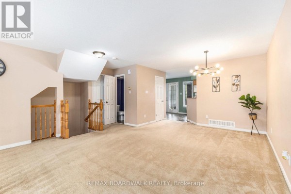 169 - 70 Edenvale Drive, Ottawa, ON, photo 2