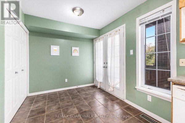 Dining room - 169 - 70 Edenvale Drive, Ottawa, ON K2K3N6 Photo 4