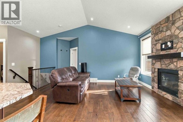 Primary Bedroom - 169 Beaconwood Place, Fort Mcmurray, AB T9H2S9 Photo 4