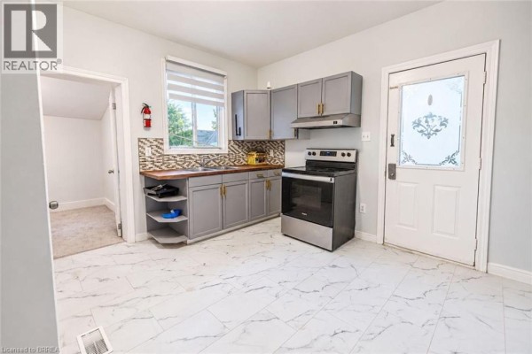 Living room - 169 Drummond Street Unit# Main, Brantford, ON N3S6A6 Photo 2