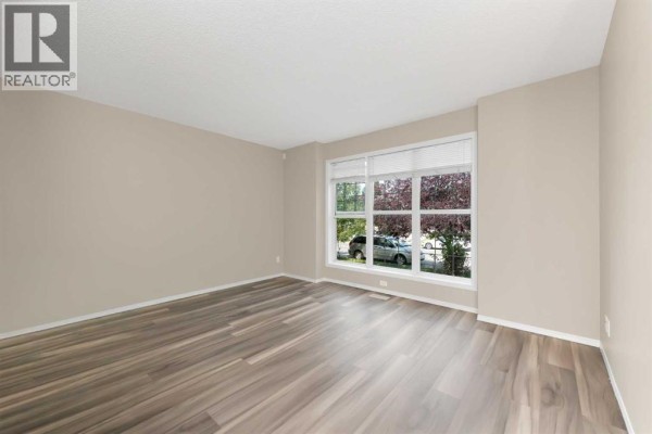 169 Everstone Drive Sw, Calgary, AB, photo 3