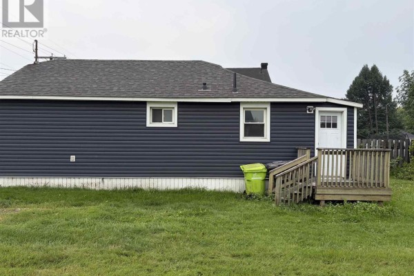 169 Goetz St, Sault Ste  Marie, ON, photo 3